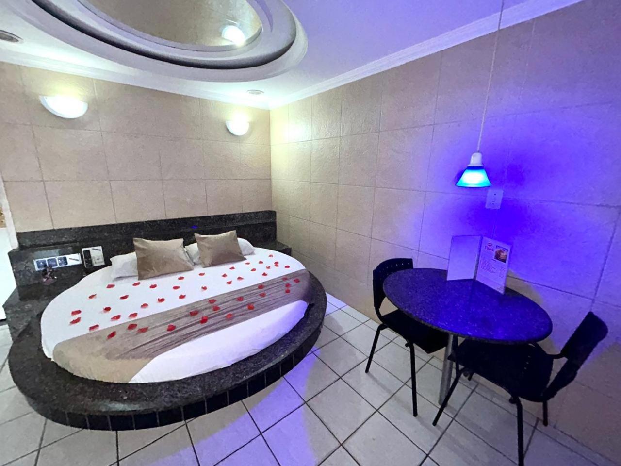 Motel Tijuca Жабоатао дос Гуарарапис Екстериор снимка